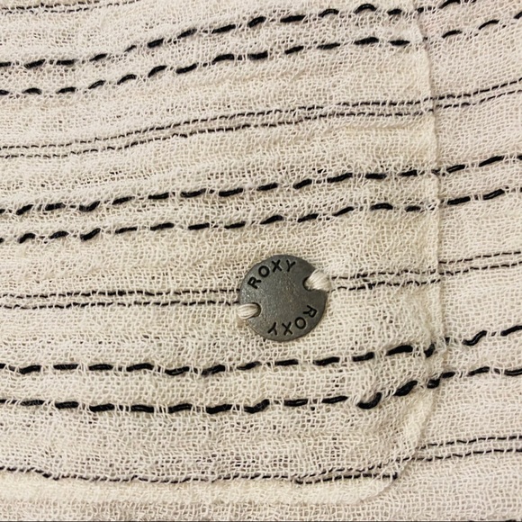 Roxy shorts. Perfect condition! Great for Summer . - Picture 2 of 4
